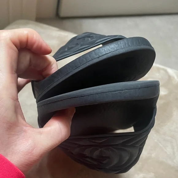 Gucci Rubber Slides - Picture 7 of 11